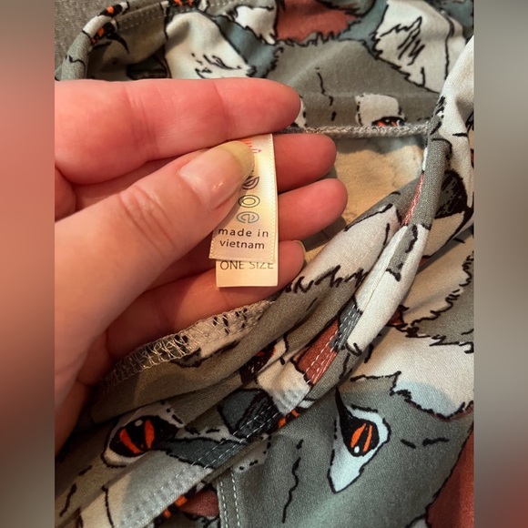 Lularoe Wolves Print Leggings OS - Picture 2 of 3